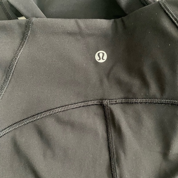 LULULEMON Black Leggings with Ankle Mesh, Size 6 - Picture 7 of 8